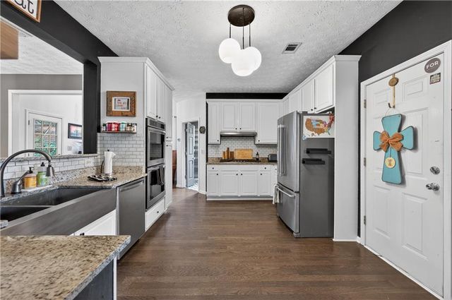 625 Ruby Forest Parkway, Suwanee, GA 30024