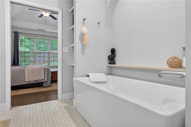625 Ruby Forest Parkway, Suwanee, GA 30024