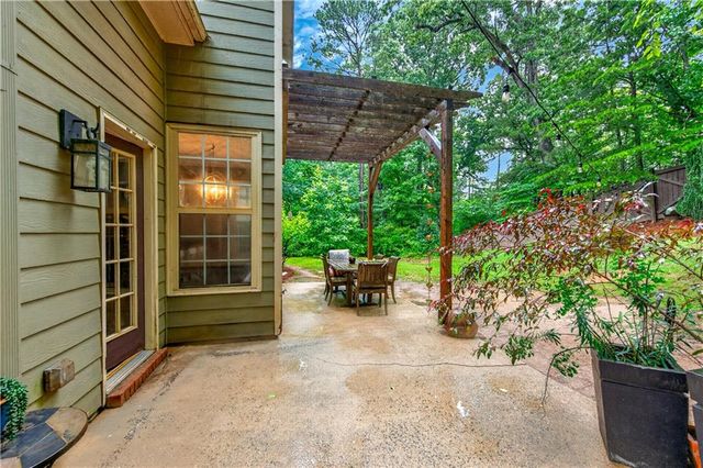 625 Ruby Forest Parkway, Suwanee, GA 30024