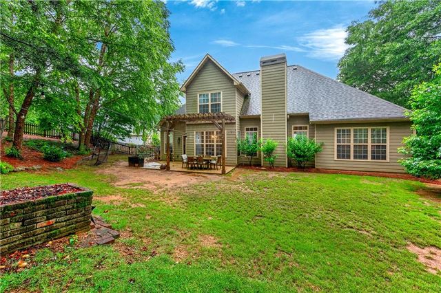 625 Ruby Forest Parkway, Suwanee, GA 30024