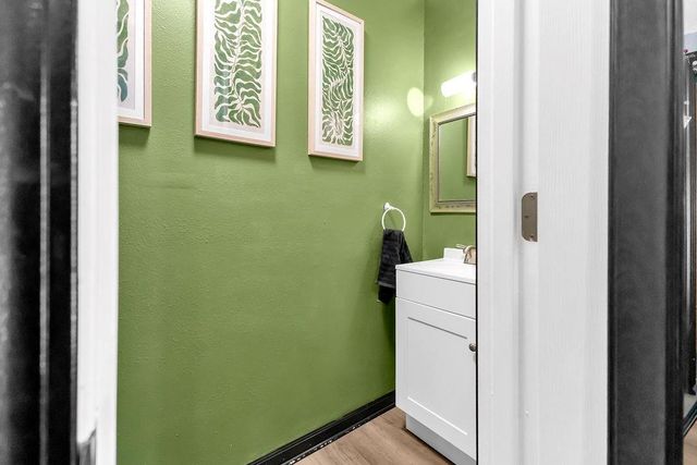 1701 Pine Street, St Joseph, MO 64504