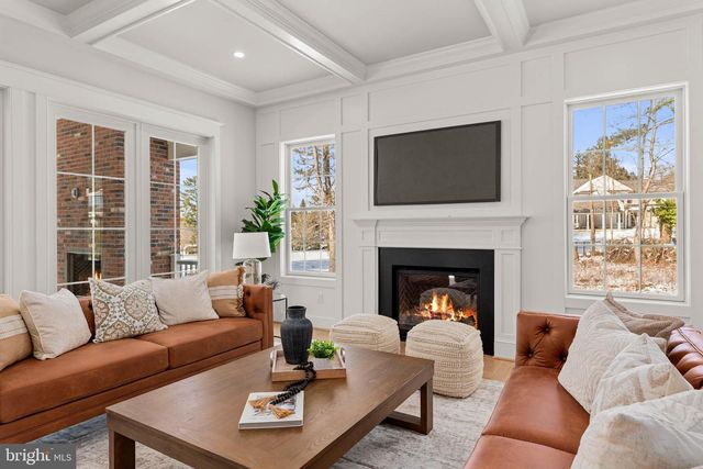 514 NEWTOWN RD, Berwyn, PA 19312