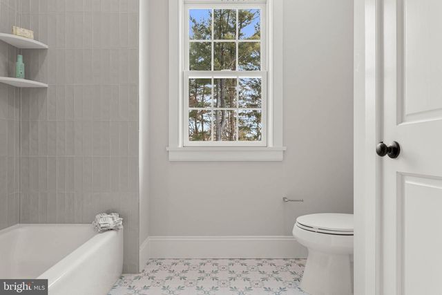 514 NEWTOWN RD, Berwyn, PA 19312