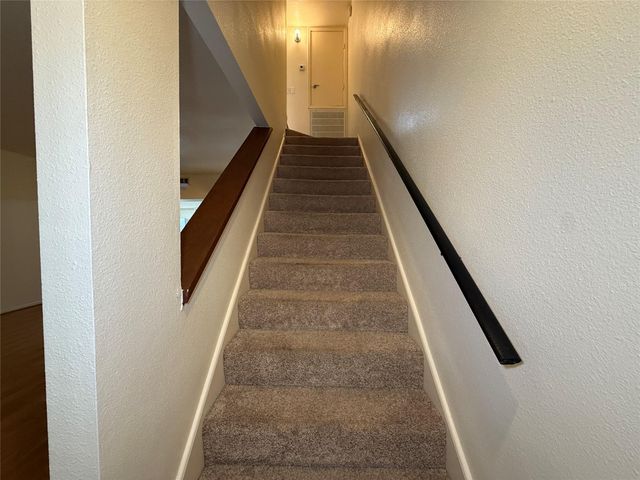 1629 S Kirkwood Road 202, Houston, TX 77077