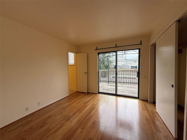 1629 S Kirkwood Road 202, Houston, TX 77077