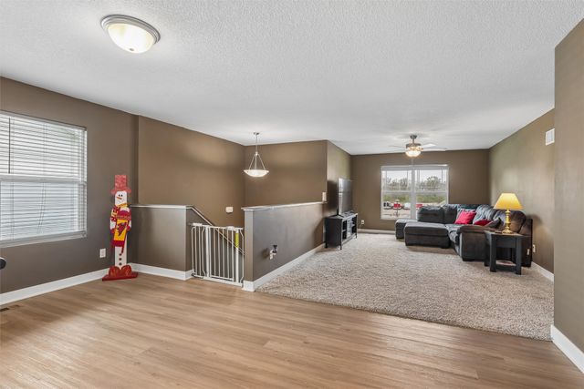 902 E Iowa Avenue, Indianola, IA 50125