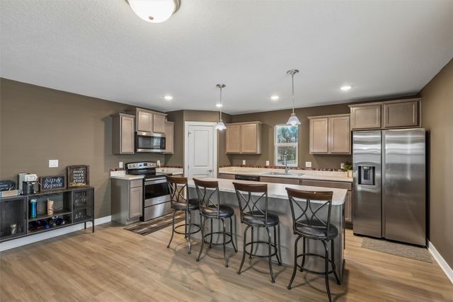 902 E Iowa Avenue, Indianola, IA 50125