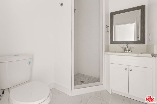 2936 West Boulevard A, Los Angeles, CA 90016