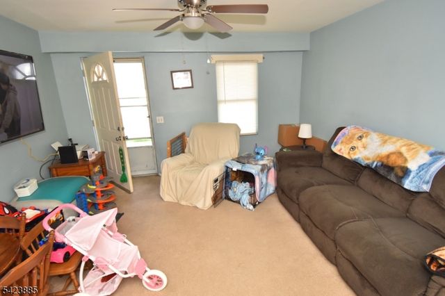26 Lewis St, Phillipsburg Town, NJ 08865