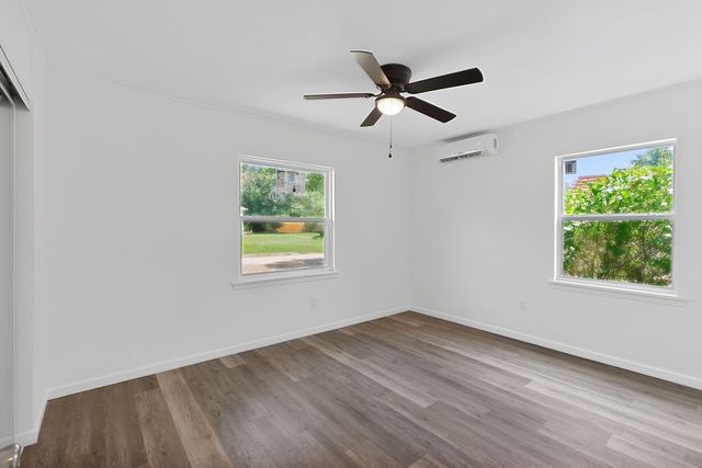 327 Randolph Street, Lone Star, TX 75668