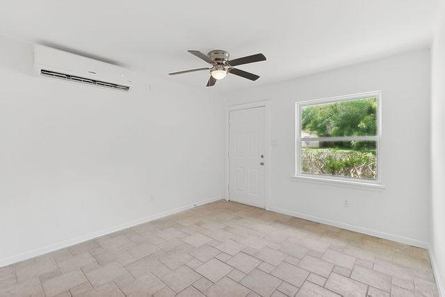 327 Randolph Street, Lone Star, TX 75668