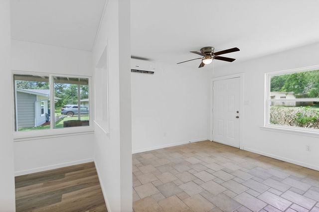 327 Randolph Street, Lone Star, TX 75668