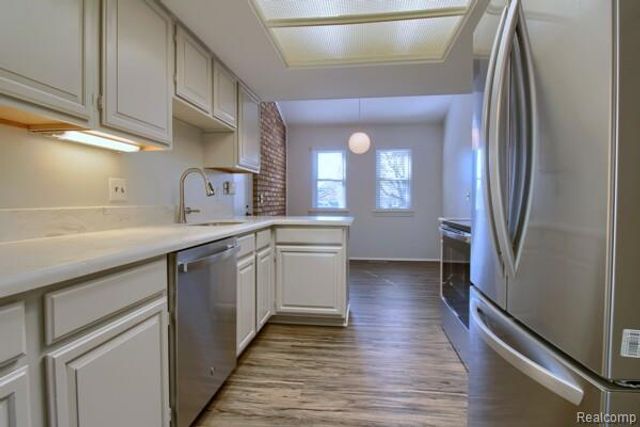 2906 Moon Lake Drive S, West Bloomfield Charter Township, MI 48323