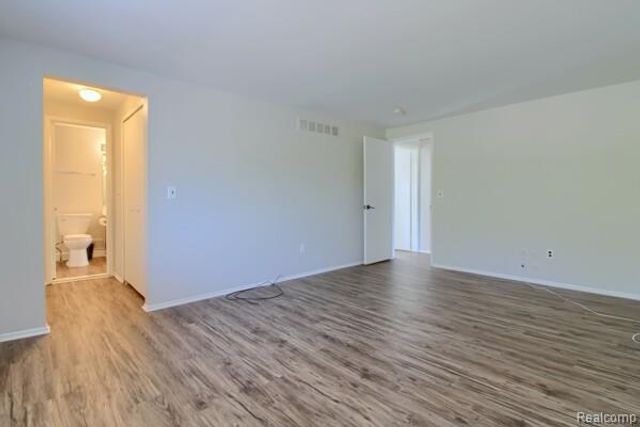 2906 Moon Lake Drive S, West Bloomfield Charter Township, MI 48323