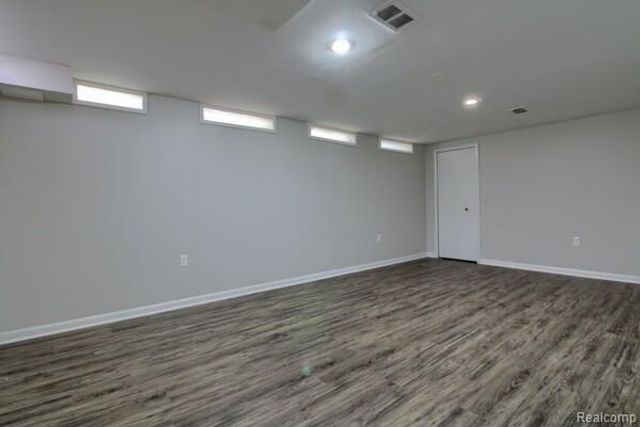 2906 Moon Lake Drive S, West Bloomfield Charter Township, MI 48323