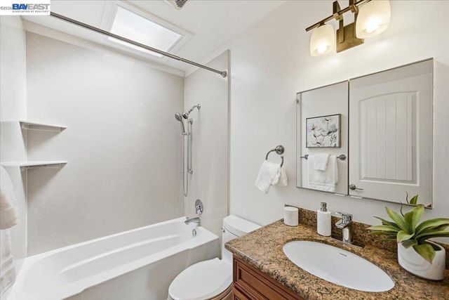 845 Cottonwood Dr, Cupertino, CA 95014