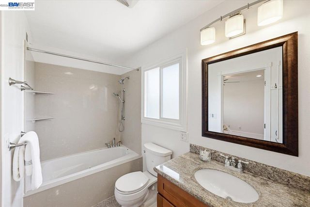 845 Cottonwood Dr, Cupertino, CA 95014