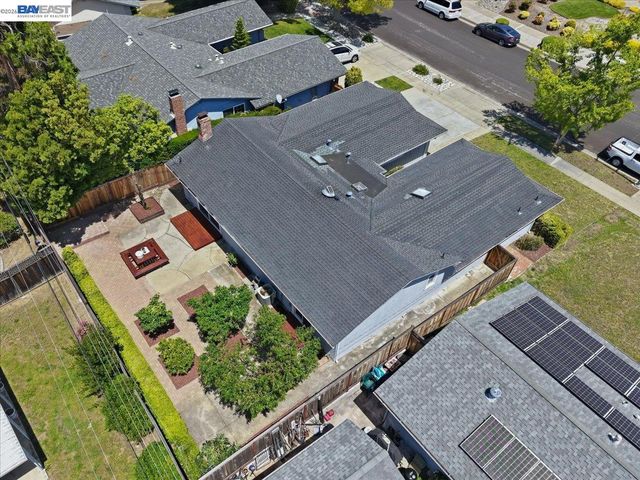845 Cottonwood Dr, Cupertino, CA 95014