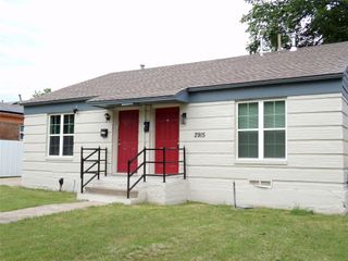2915 Falls Drive, Dallas, TX 75211