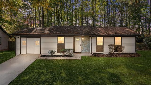 5445 Mallard Trail, Lithonia, GA 30058