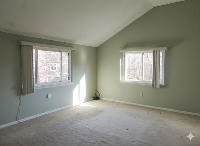 35 First St A, Salem, MA 01970