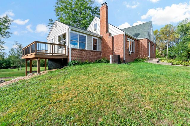 4555 Spruce Way, Orono, MN 55359