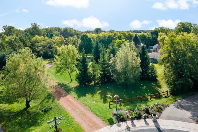4555 Spruce Way, Orono, MN 55359