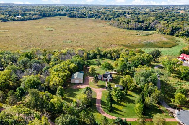 4555 Spruce Way, Orono, MN 55359