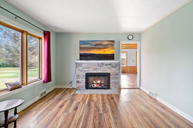 4555 Spruce Way, Orono, MN 55359