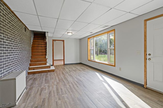 4555 Spruce Way, Orono, MN 55359