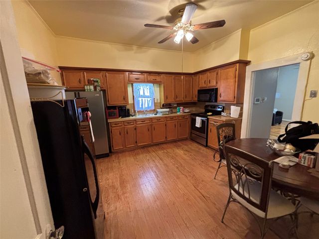 600 Pine Street, Corsicana, TX 75110