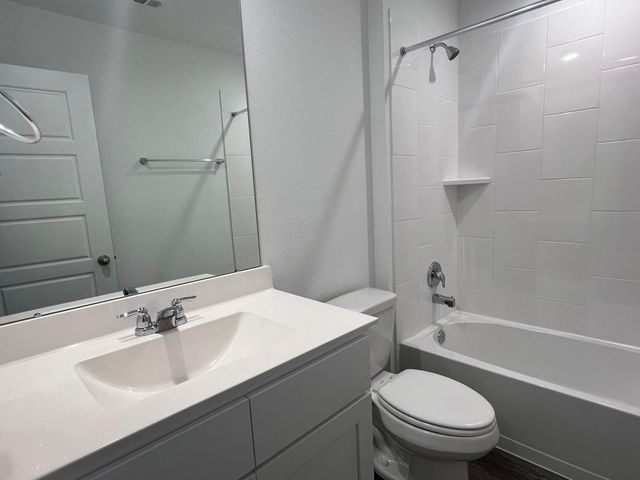 1107 Fringed Bluestar Drive, Rosharon, TX 77583