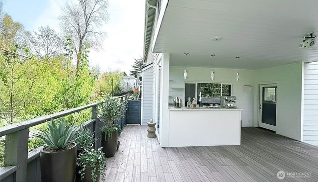 2754 S 120th Place, Burien, WA 98168