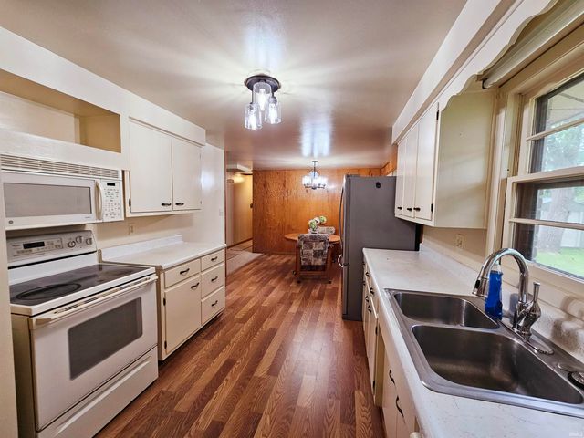 4118 Oakleaf Drive, Fort Wayne, IN 46815