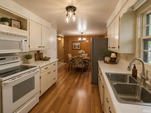 4118 Oakleaf Drive, Fort Wayne, IN 46815
