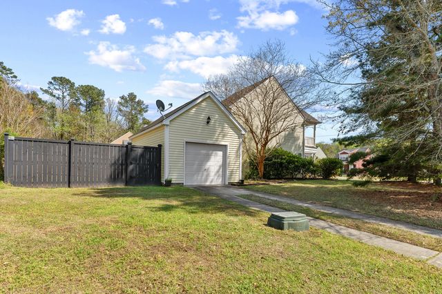 8924 Planters Row Lane, Summerville, SC 29485