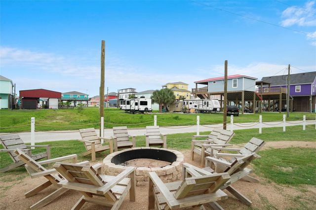 1845 Oleander, Crystal Beach, TX 77650