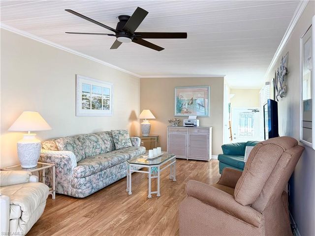 531 Cheetah DR 531, Naples, FL 34114