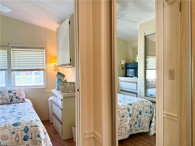531 Cheetah DR 531, Naples, FL 34114