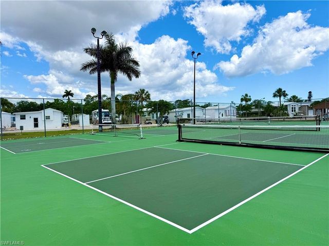 531 Cheetah DR 531, Naples, FL 34114