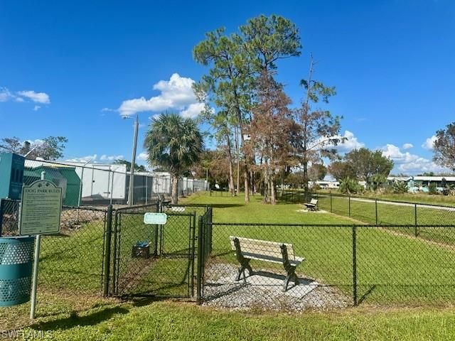 531 Cheetah DR 531, Naples, FL 34114