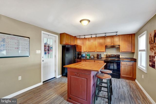 24 N MAIN ST, East Prospect, PA 17317