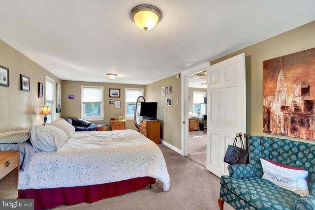 24 N MAIN ST, East Prospect, PA 17317