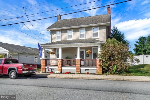 24 N MAIN ST, East Prospect, PA 17317