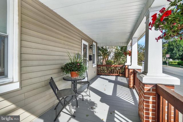 24 N MAIN ST, East Prospect, PA 17317