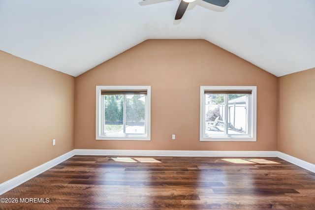 94 Mccutcheon Avenue, Sayreville, NJ 08872