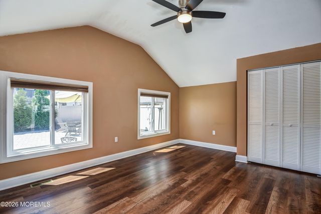 94 Mccutcheon Avenue, Sayreville, NJ 08872