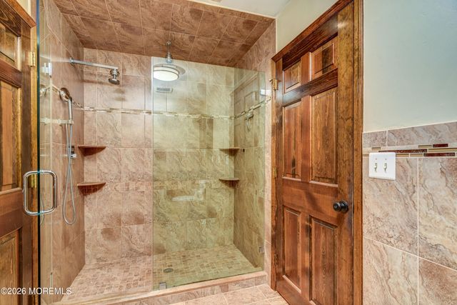 94 Mccutcheon Avenue, Sayreville, NJ 08872