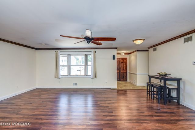 94 Mccutcheon Avenue, Sayreville, NJ 08872