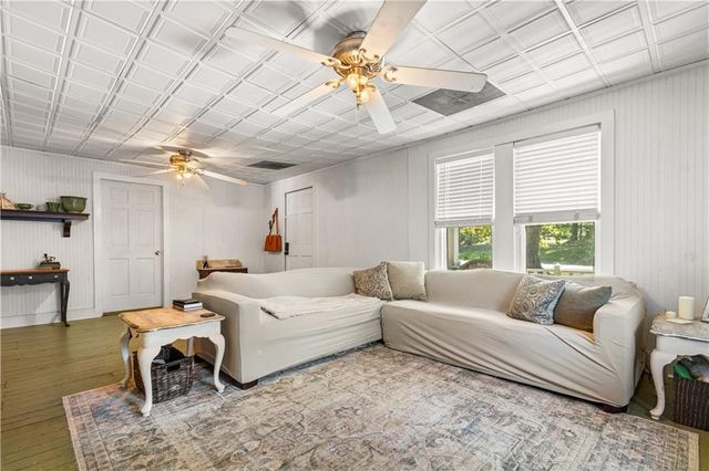 3880 Irwin Bridge NW Road, Conyers, GA 30012